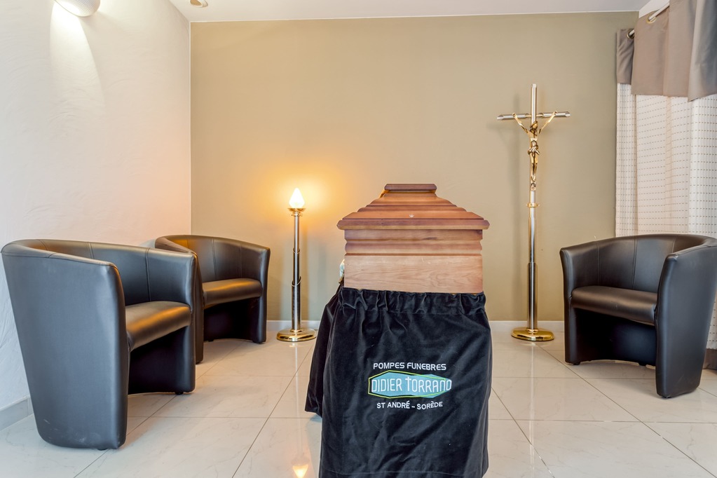 cercueil dans chambre funeraire